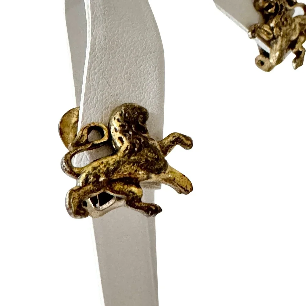 VNTG Brookcraft‎ Walking Lion Clip Statement Earrings Antique Gold Tone Figural